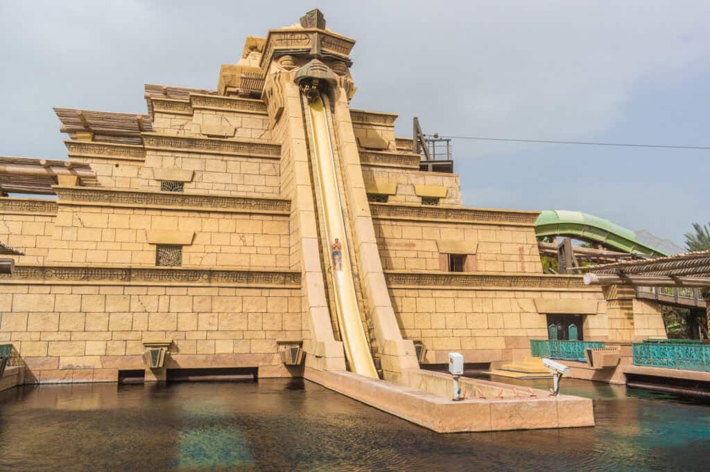 Top 10 Craziest Water Slides at All-inclusive Resorts Worldwide 3 Aquaventure waterpark in Dubai