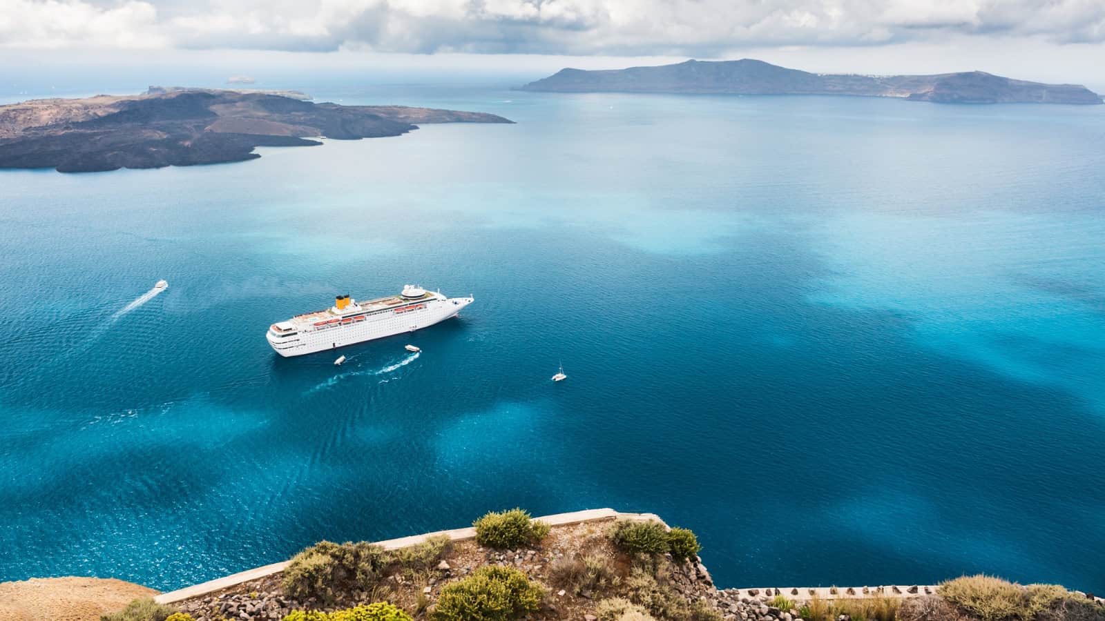 Cruise vs All-Inclusive Resort for Honeymoon