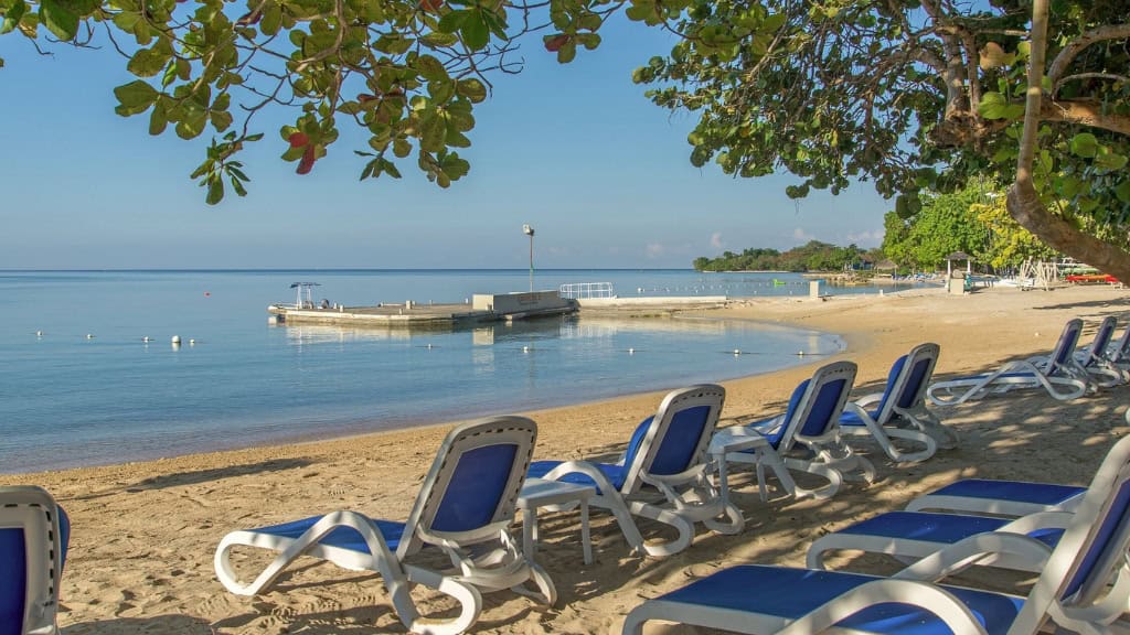 Hedonism II, Jamaica