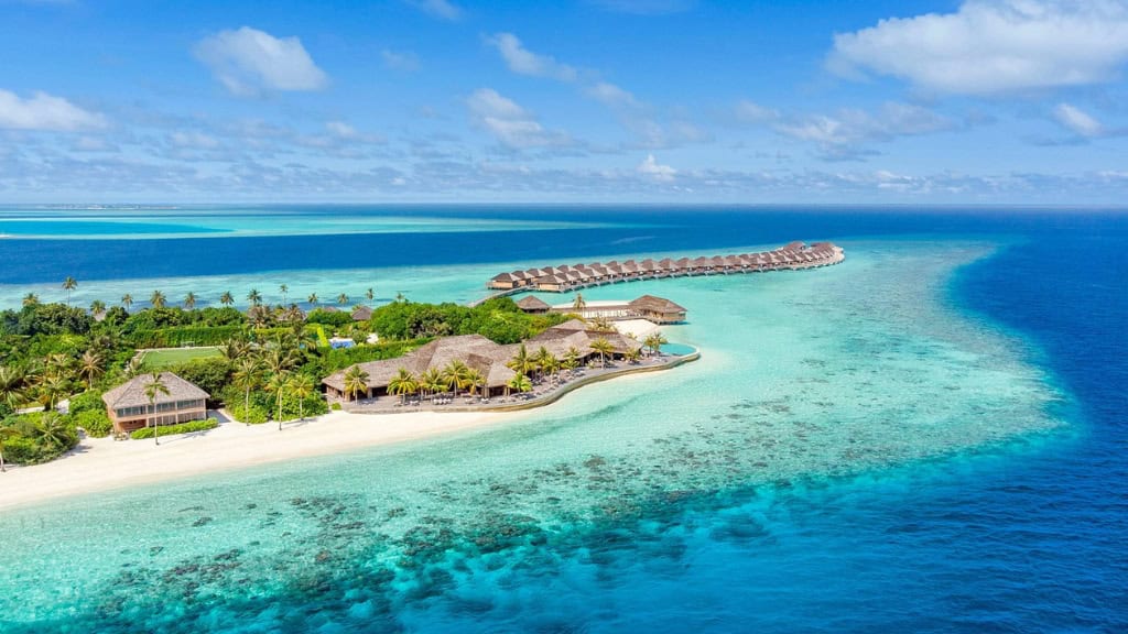 Hurawalhi Island Resort