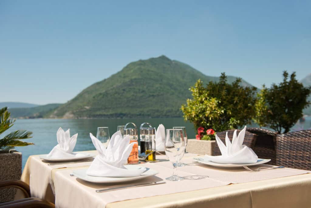 Lunch table setting
