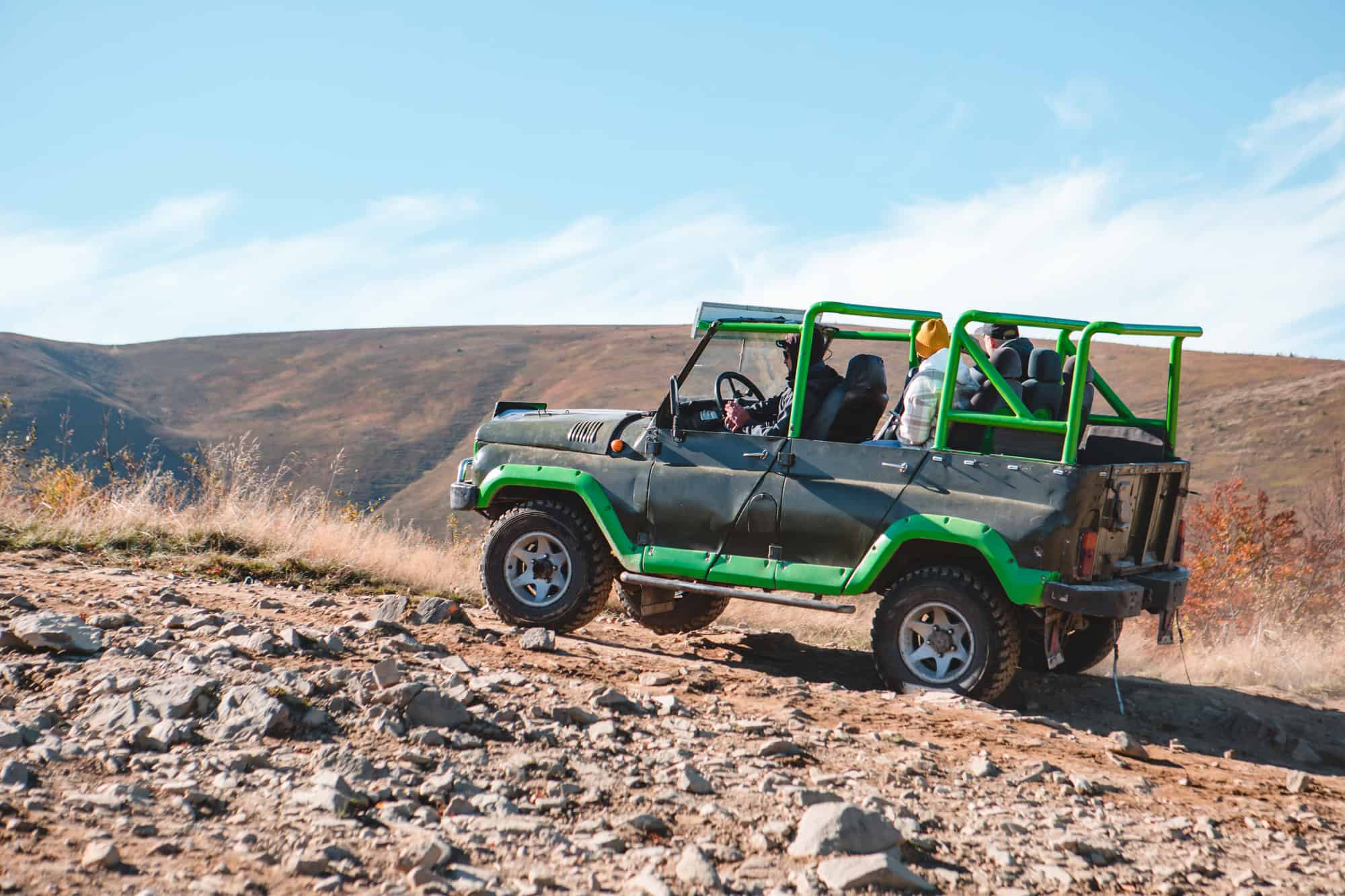 Here’s How Much Money People Spend on Off-Resort Excursions 2 Mountains off road travel autumn season