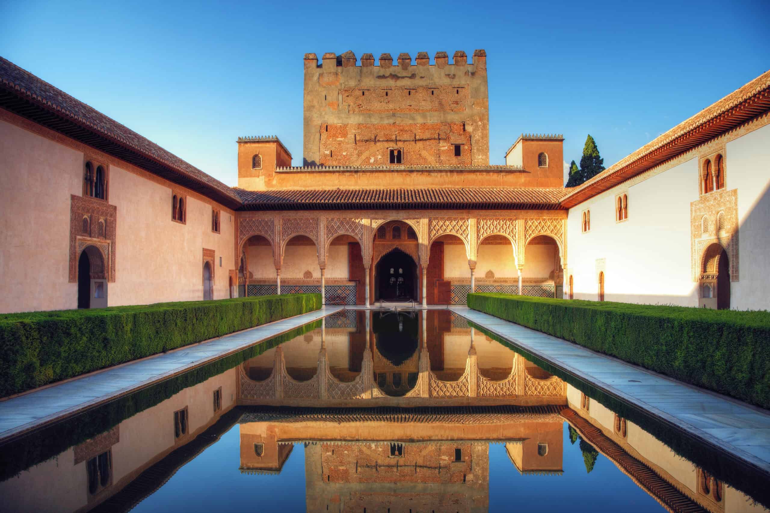 10 Fascinating Facts About Castles Around the World 6 Alhambra, Spain