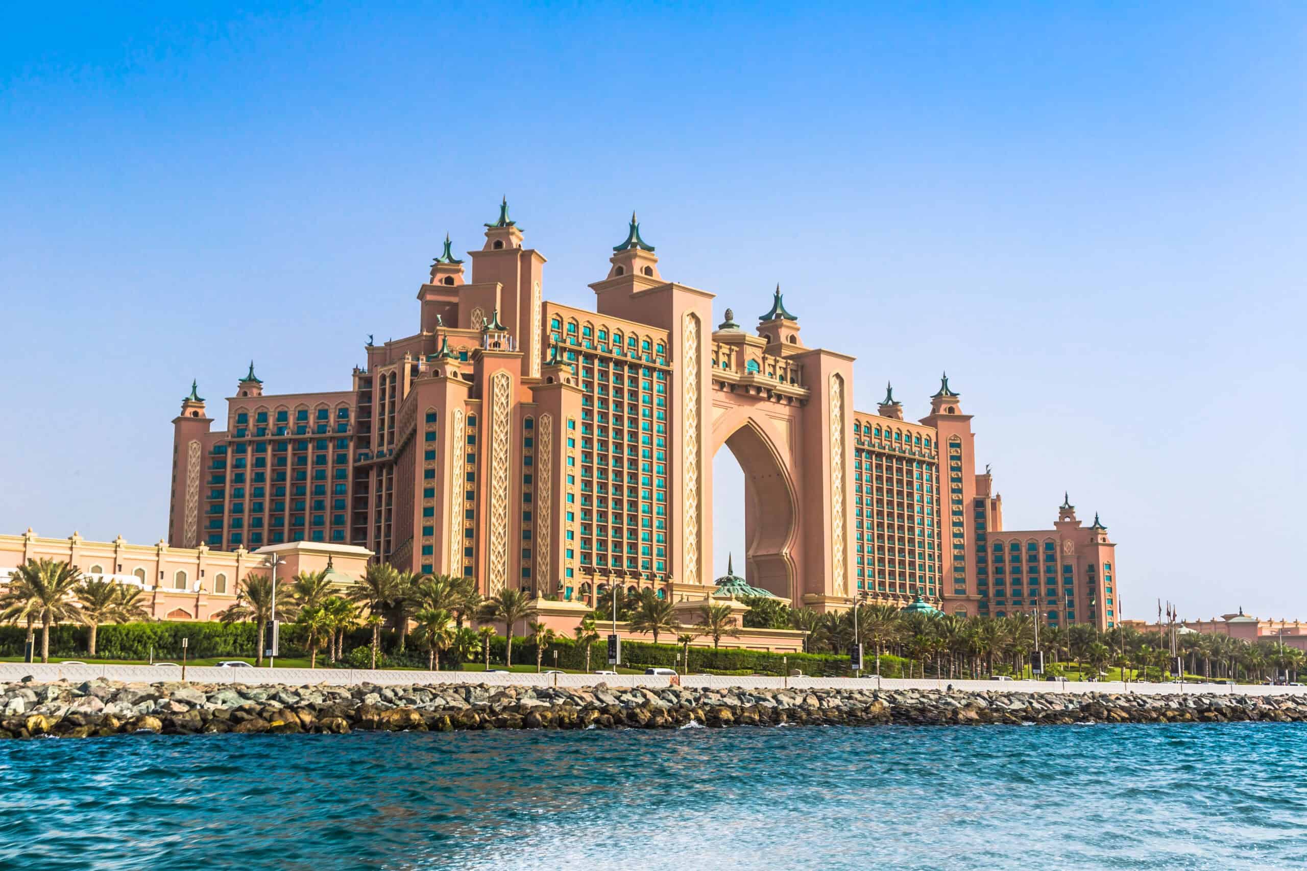 12 Most Extravagant Hotels Around the World You Won’t Believe 4 Atlantis The Palm, Dubai