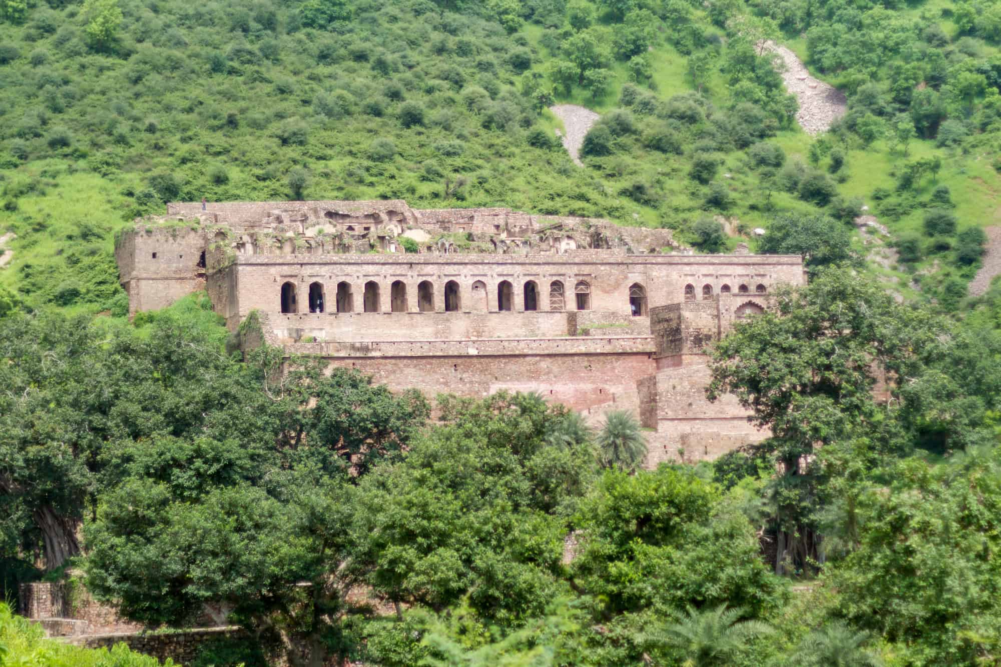 15 Places Tourists Are Banned From (And Why) 14 Bhangarh Fort, India