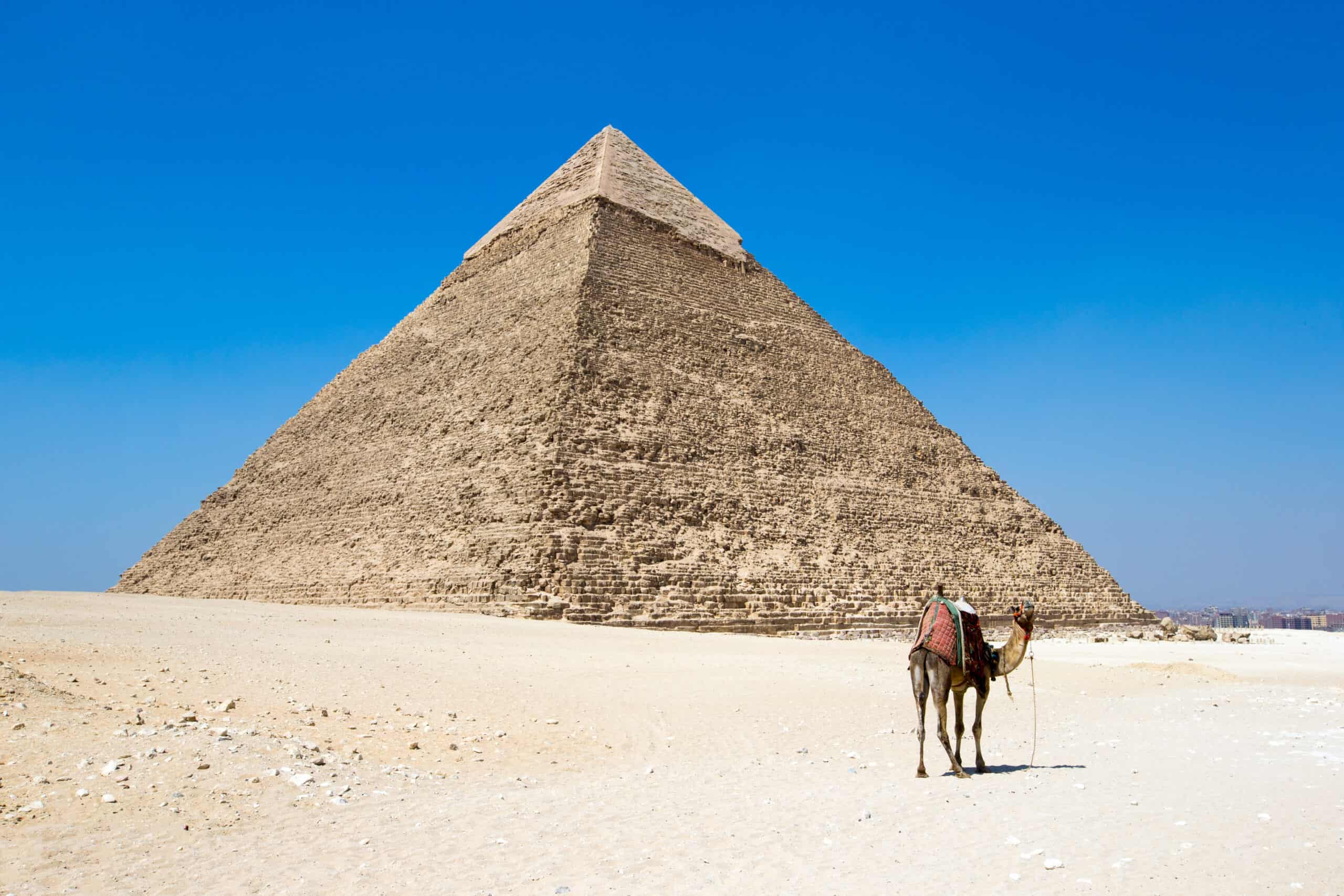 20 Bucket List Experiences Around the World You Can’t Miss 12 Visiting the Pyramids of Giza, Egypt