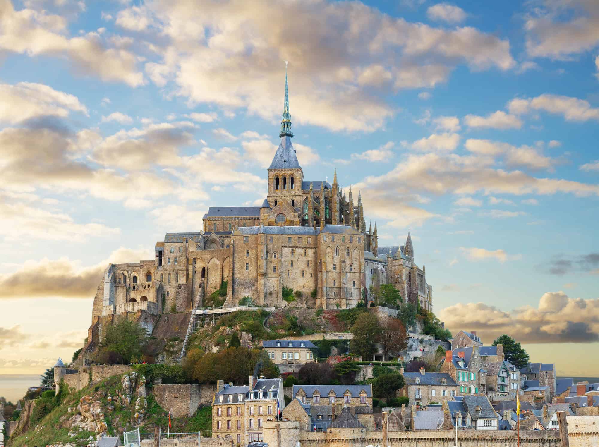 10 Fascinating Facts About Castles Around the World 2 Mont Saint-Michel, France