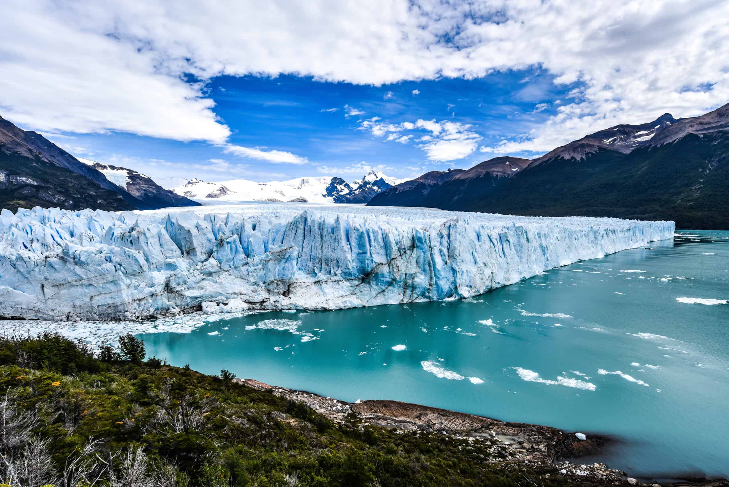 Discover the Top 10 Frozen Wonders: A Guide to Earth’s Iciest Attractions 1 Perito Moreno Glacier, Argentina