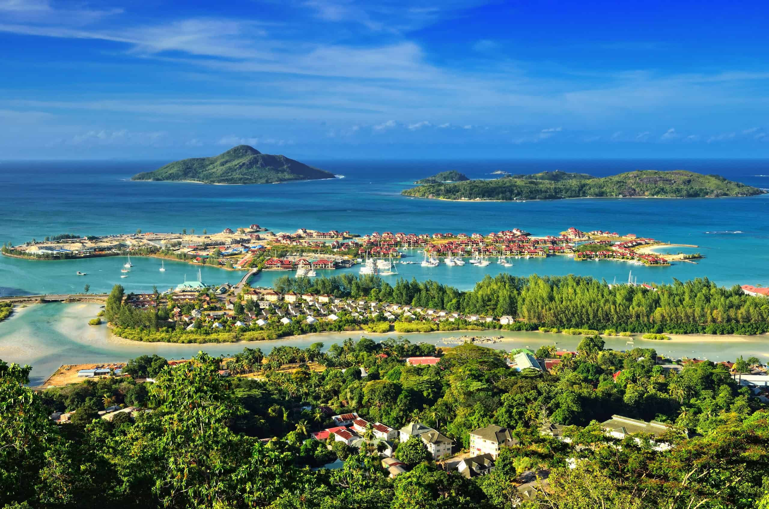 18 Breathtaking Summer Vacation Ideas That Will Leave You Speechless 7 Seychelles