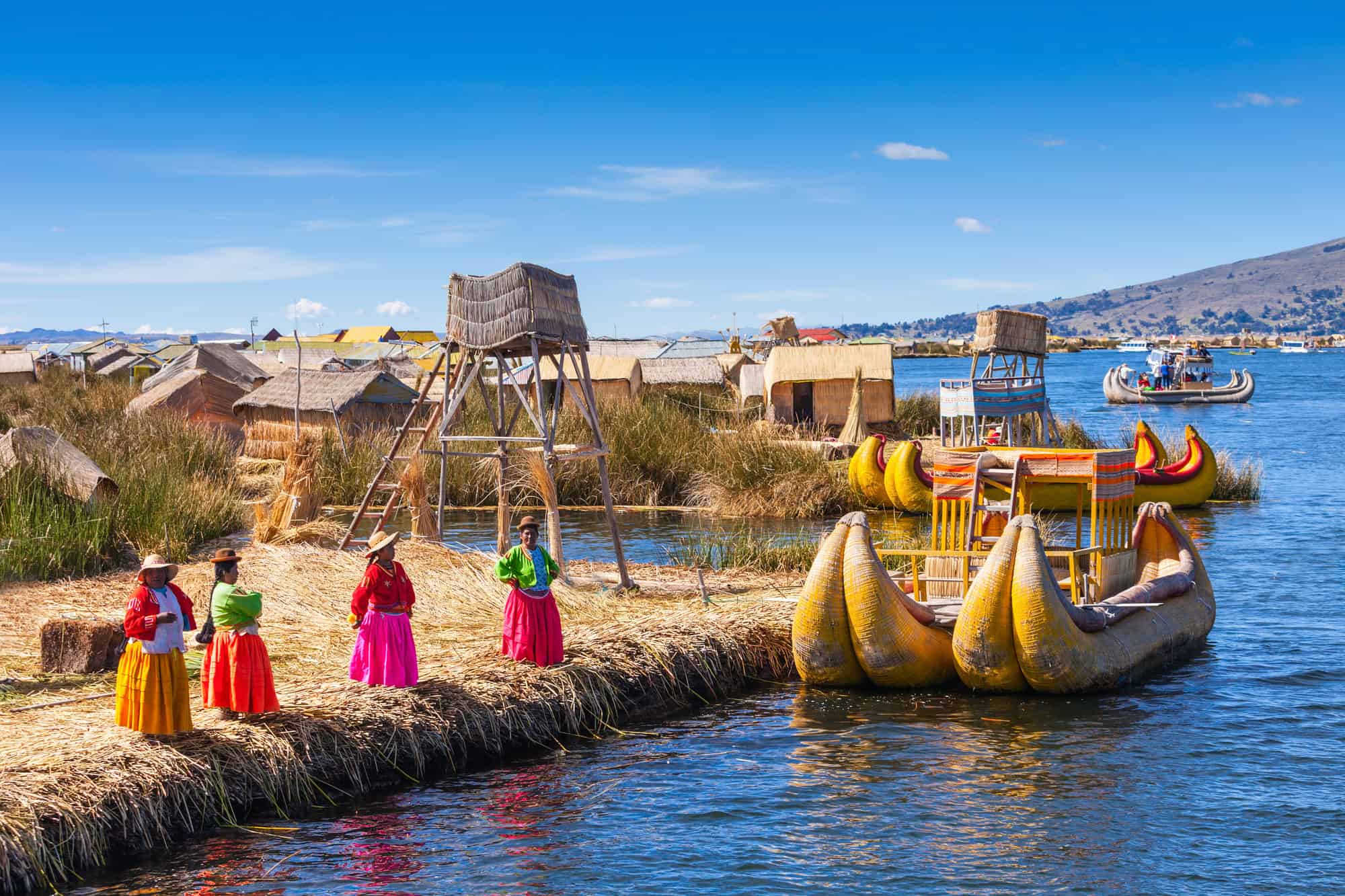 20 Unbelievable Travel Myths That Are Actually True! 15 The Floating Islands of Lake Titicaca
