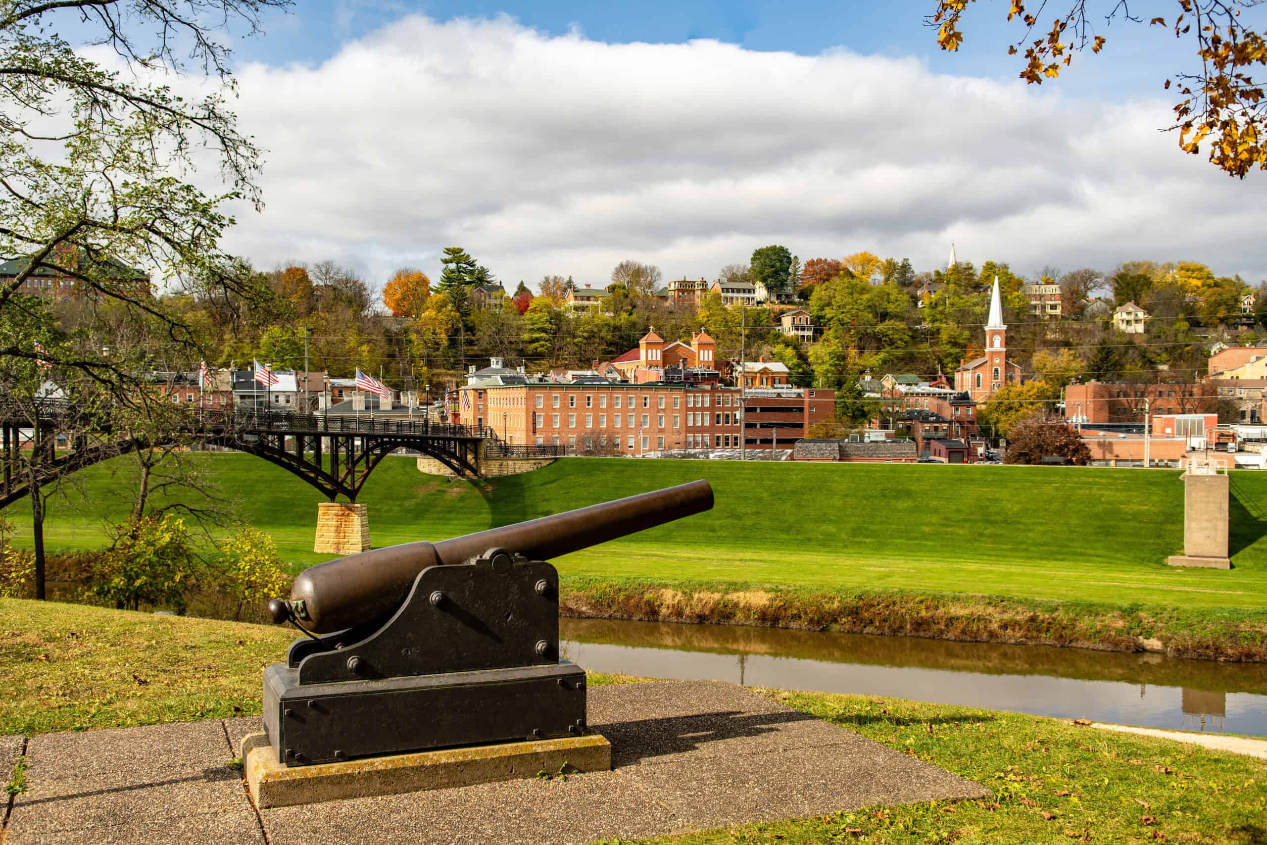 15 Small U.S. Towns That Pack More Charm Than You'd Ever Expect 1 Galena Illinois scaled