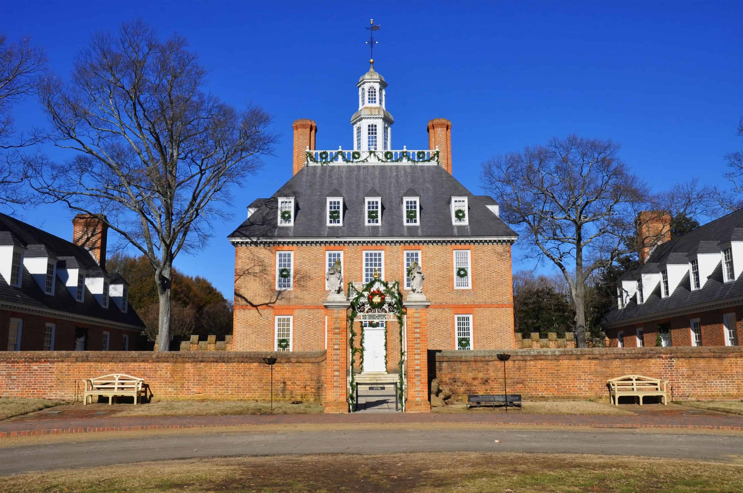 Step Back in Time: America's Most Perfectly Preserved Historic Cities 1 Williamsburg Virginia scaled
