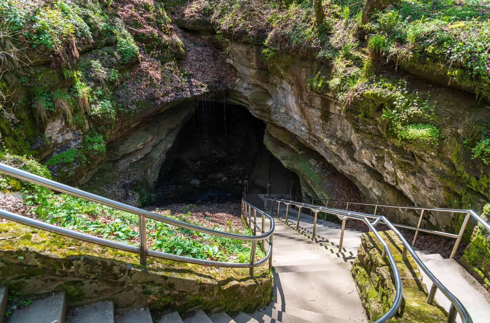 20 Spectacular National Parks Where You Won't Need Elbowroom 17 Mammoth Cave National Park Kentucky