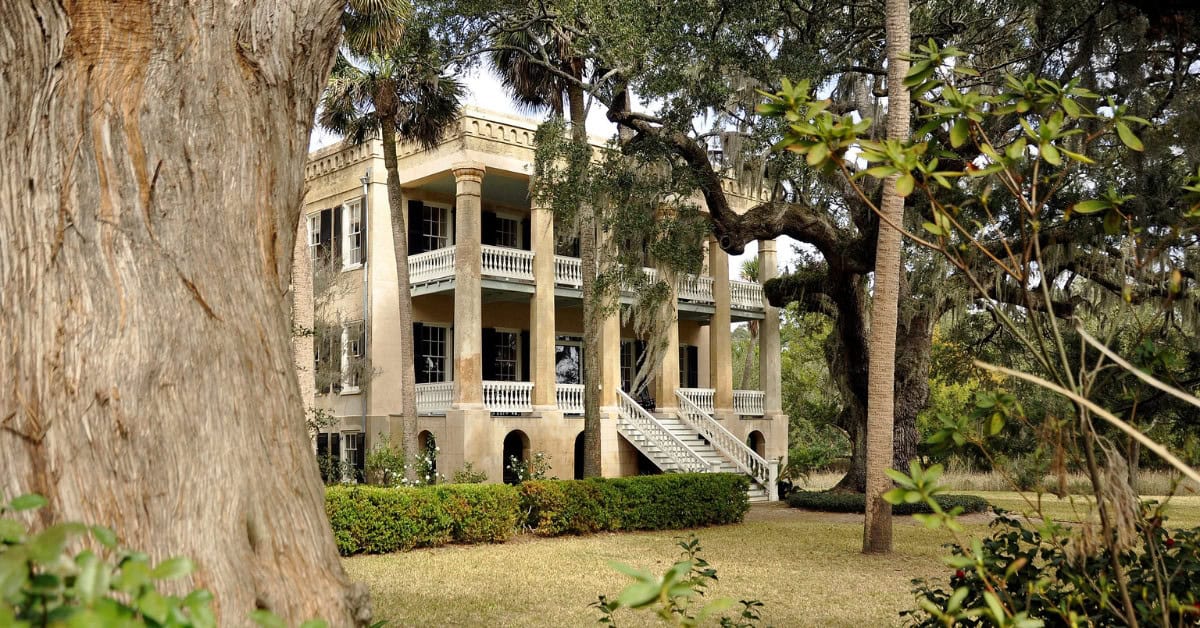 15 Small U.S. Towns That Pack More Charm Than You'd Ever Expect 3 Joseph Johnson House Beaufort SC