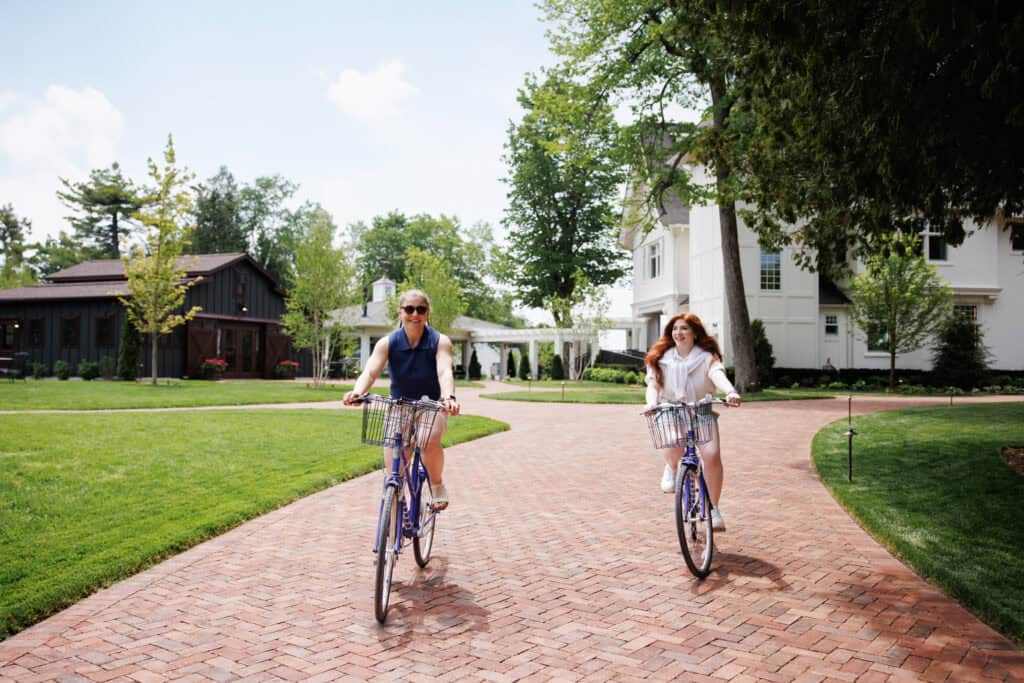 This Michigan Island Turns Into a Sea of Lilacs—Here’s the Most Peaceful Place to Stay 6 Stonecliffe Bikes