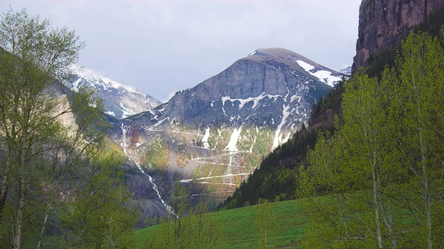10 Mountain Paradises That Won't Break Your Bank Like Aspen 4 Telluride Colorado 1