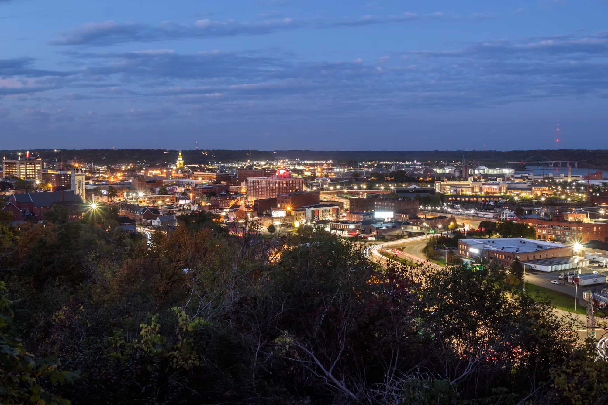 Skip the Tourist Traps: 20 Underrated American Cities That Deserve Your Attention 16 Dubuque Iowa