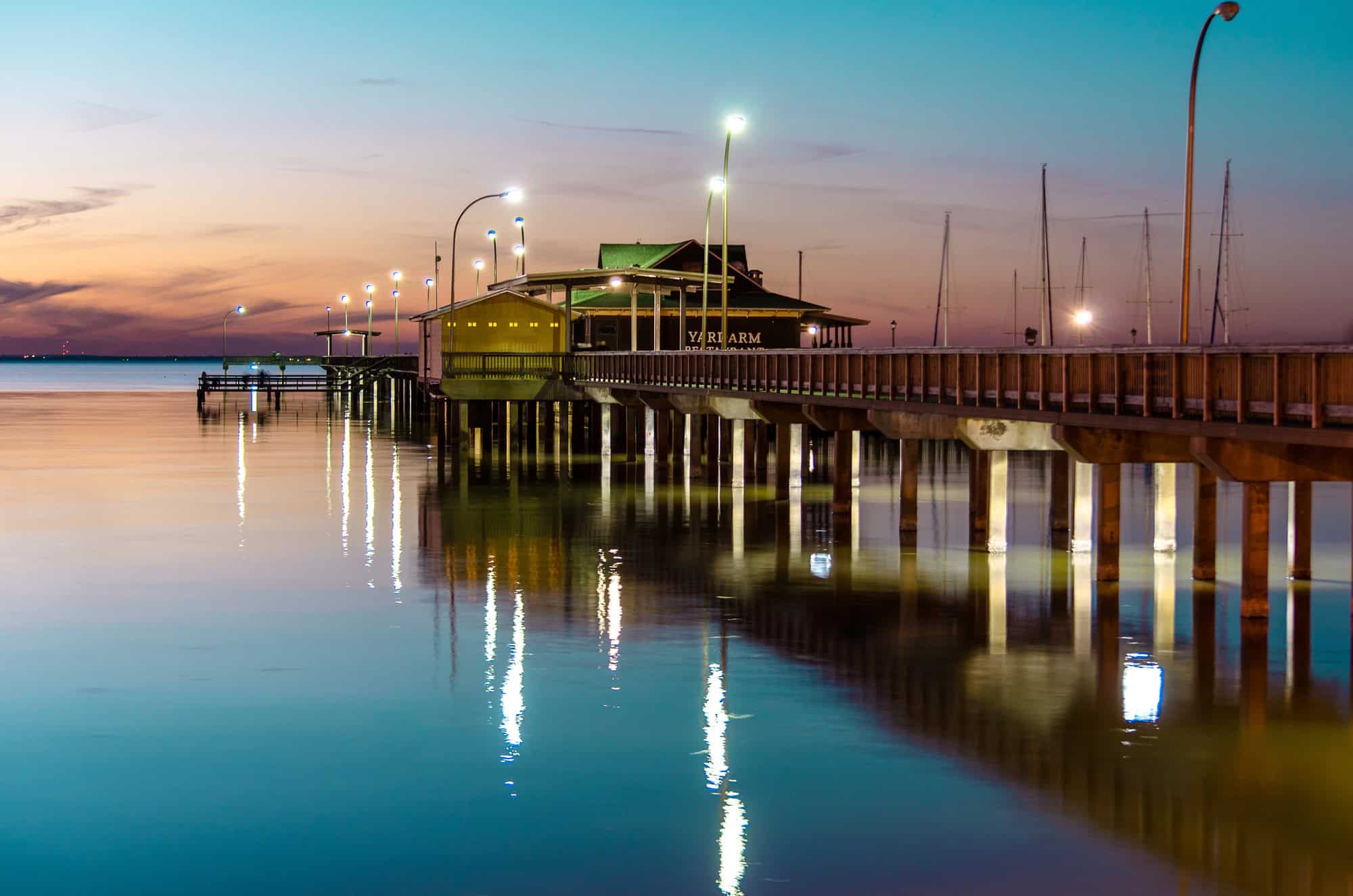 15 Secret Coastal Towns That Feel Like Maine (But Won't Break the Bank) 8 Fairhope. Alabama