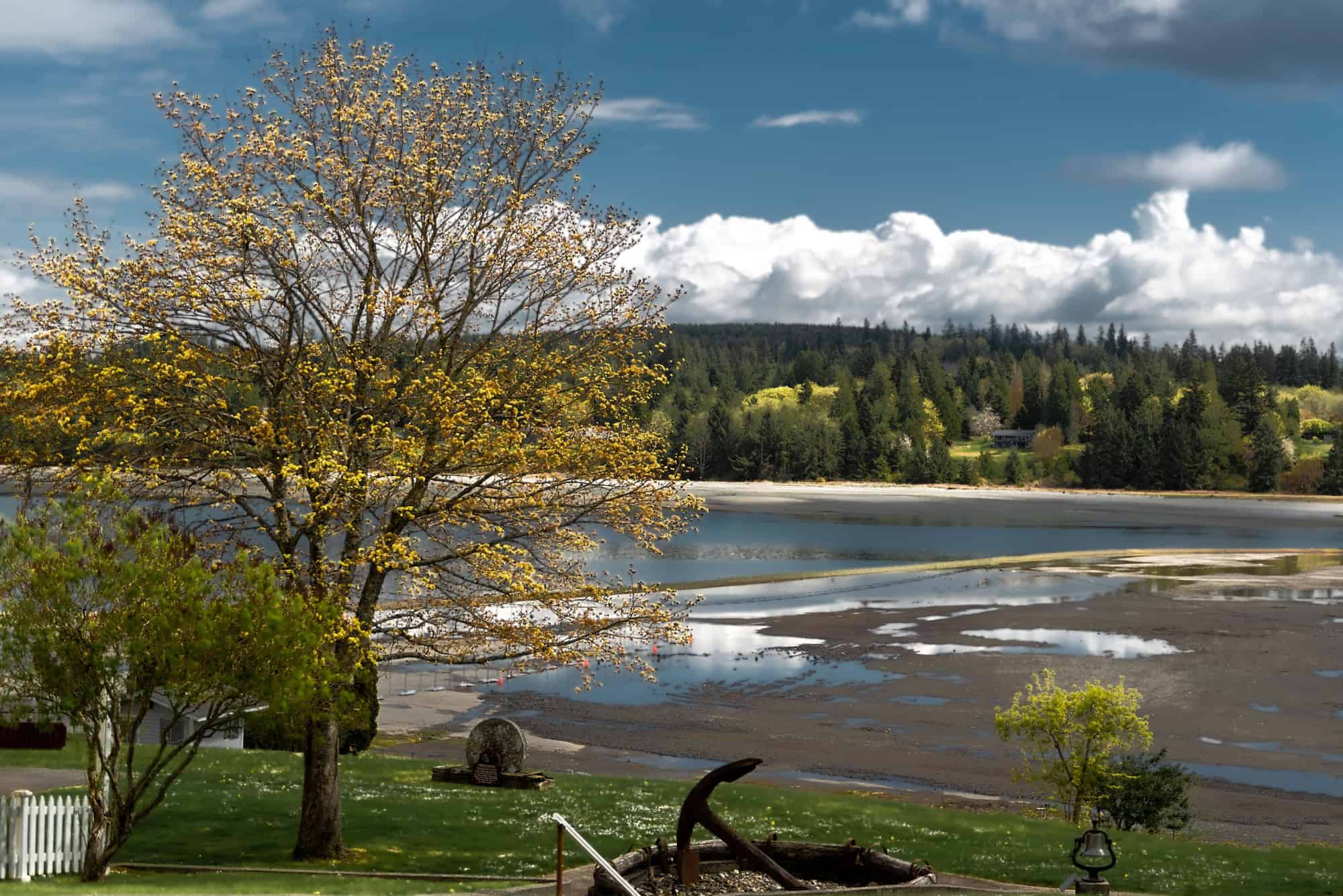 15 Secret Coastal Towns That Feel Like Maine (But Won't Break the Bank) 9 Port Gamble WA