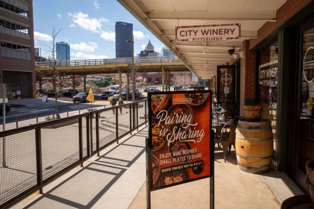 From Steel City to Must-See: How Pittsburgh Became America's Most Surprising Tourism Success Story 2 Strip District Pittsburgh