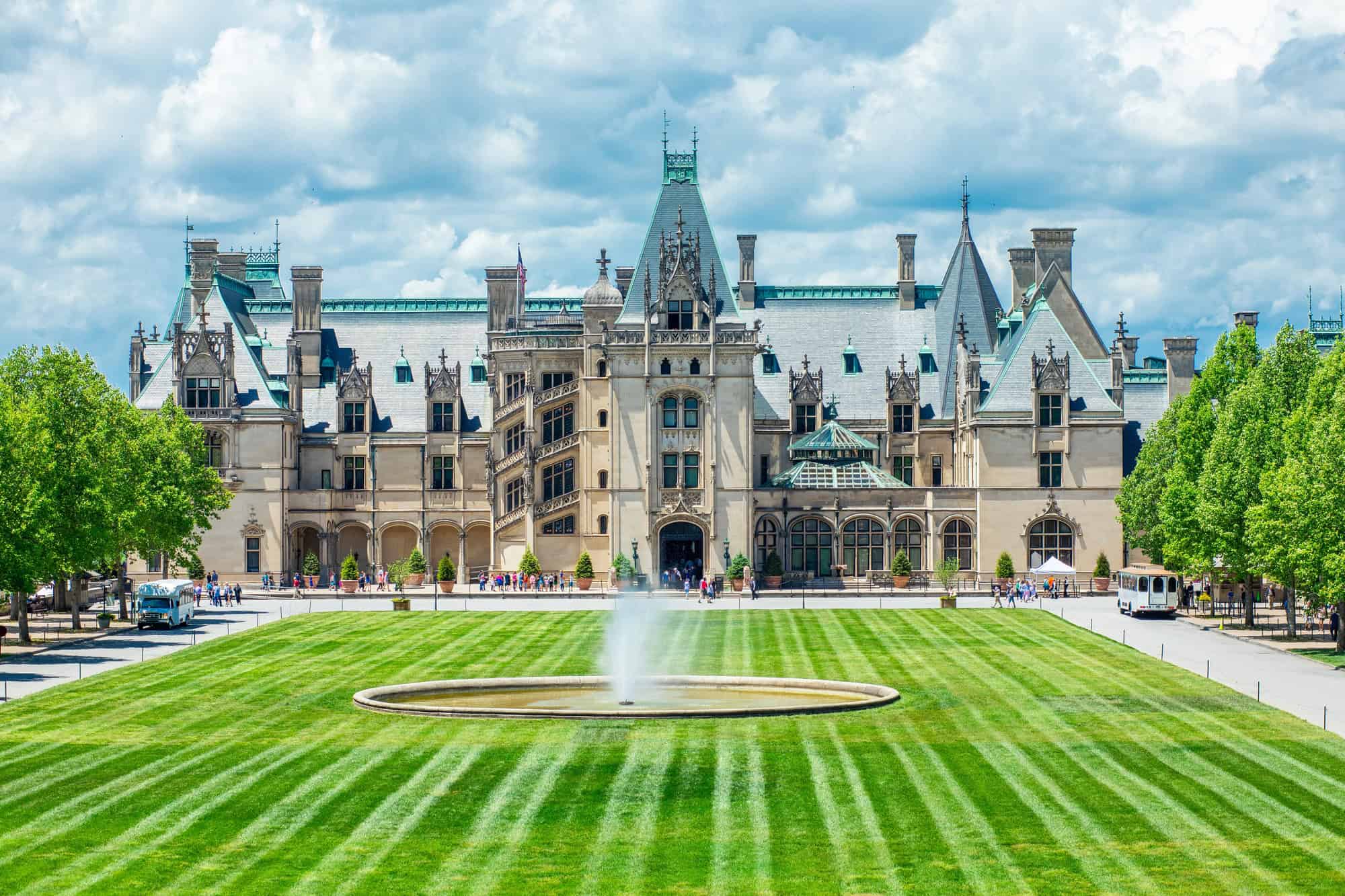 From Wine Country to New England: America's Most Jaw-Dropping Castles 3 Biltmore Estate Asheville North Carolina