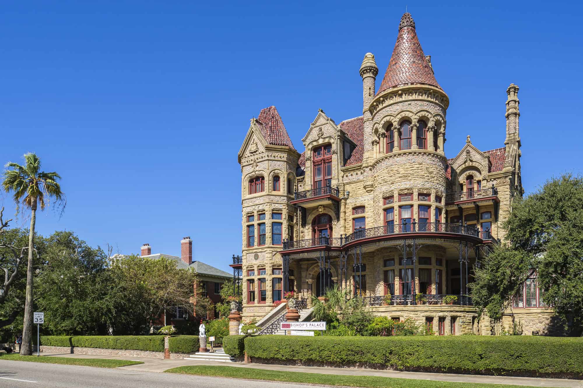 From Wine Country to New England: America's Most Jaw-Dropping Castles 8 Bishops Palace Galveston